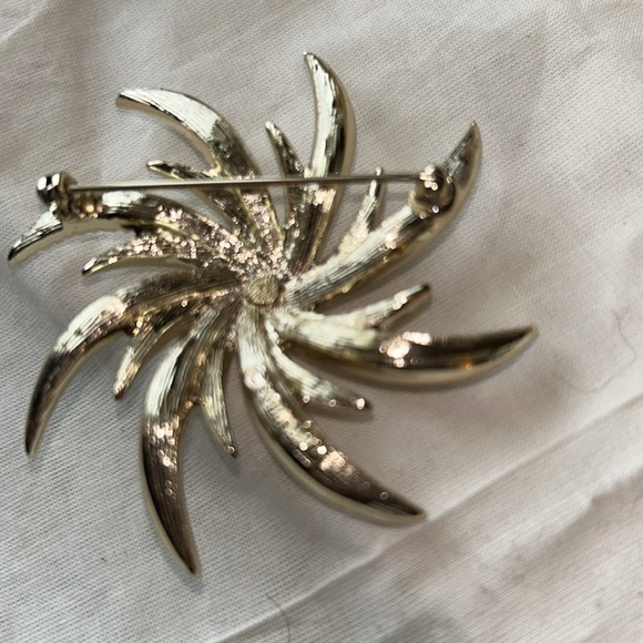 Vintage Sarah COV Brooch and Earrings silver and Gold Tone Rhinestone Diamonds - Picture 4 of 8